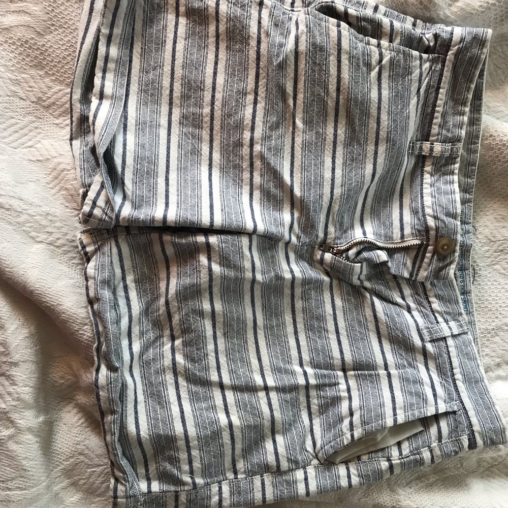 Girlfriend Shorts
